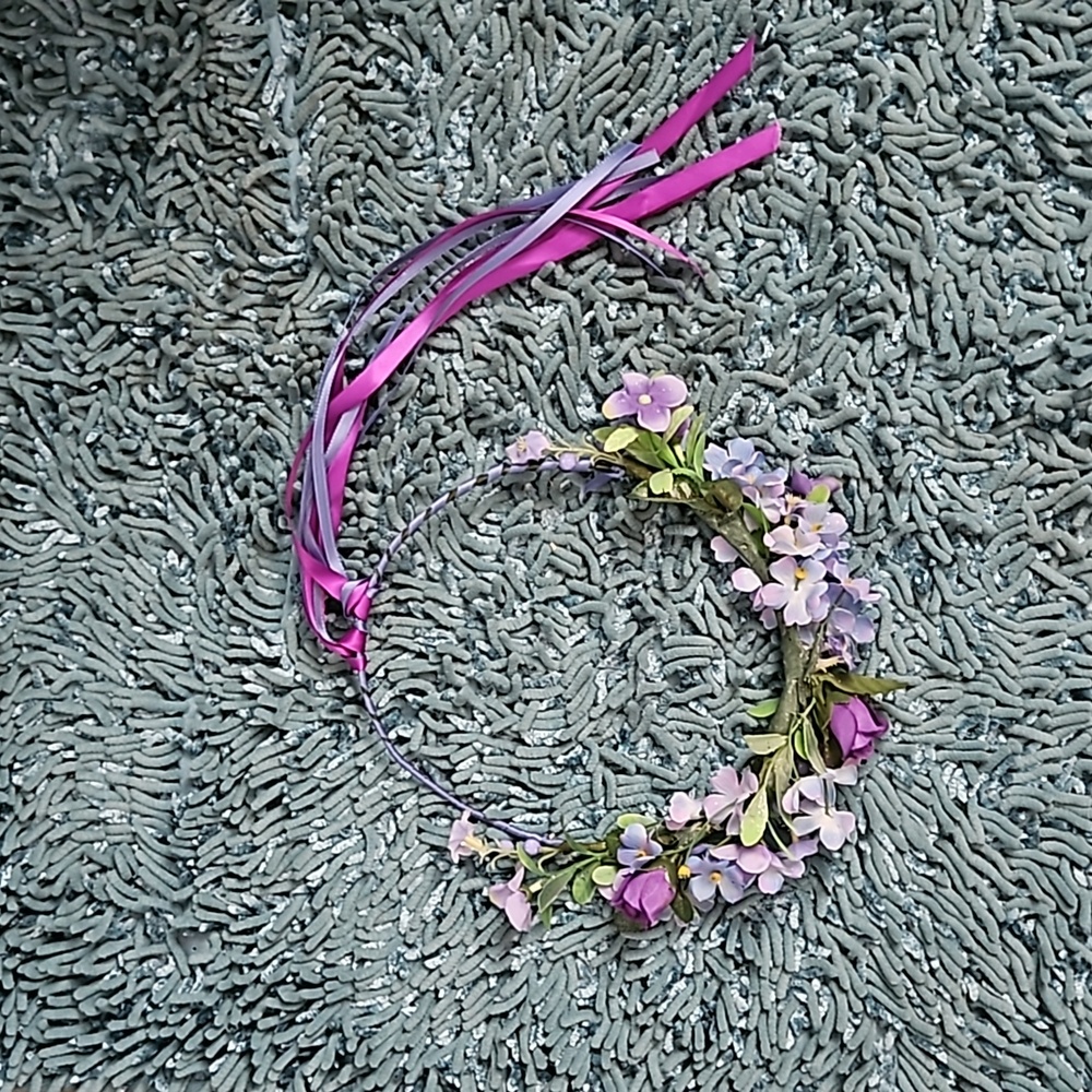 ๐ Hand Crafted Purple & Blue Silk Flower Crown - Picture 2 of 10